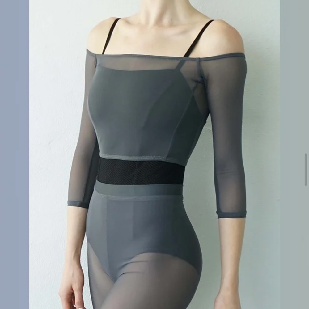 Jule meshies crop top in charcoal size M, NWT//SOLD